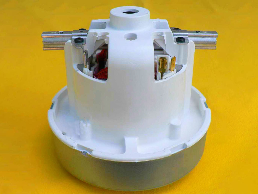 Agregát 1400W plastový Ametek motor vysavače