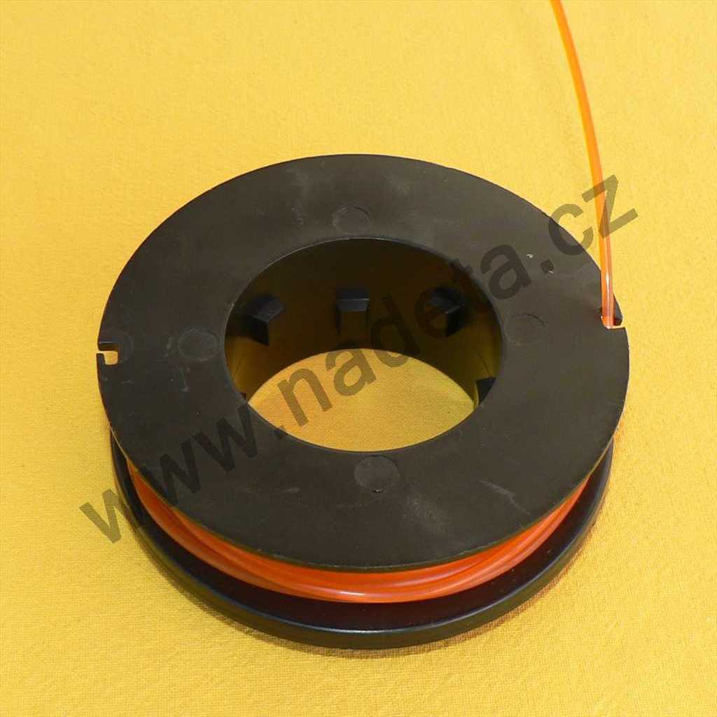 Cívka s jednoduchou náplní 