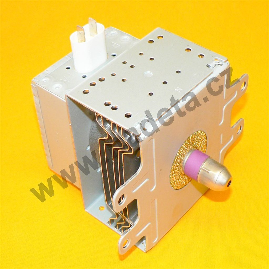 Magnetron 850 W