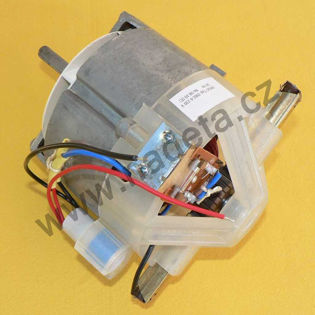 Motorek 2982.4 ERGO 550 W, sekačka NRE 011 Ergo Chornice, Diu Jevíčko