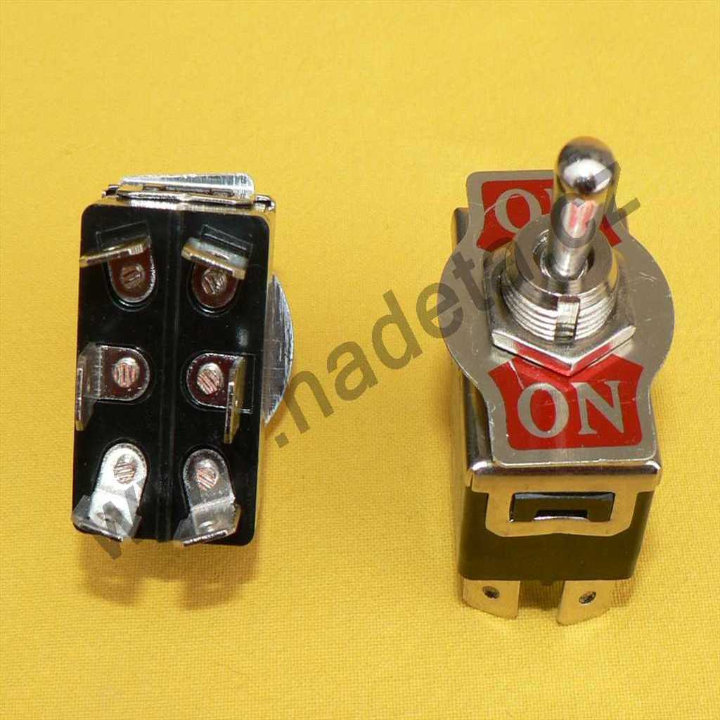 Přepínač páčkový 10A, d = 12,2 mm, M12 x 75 mm