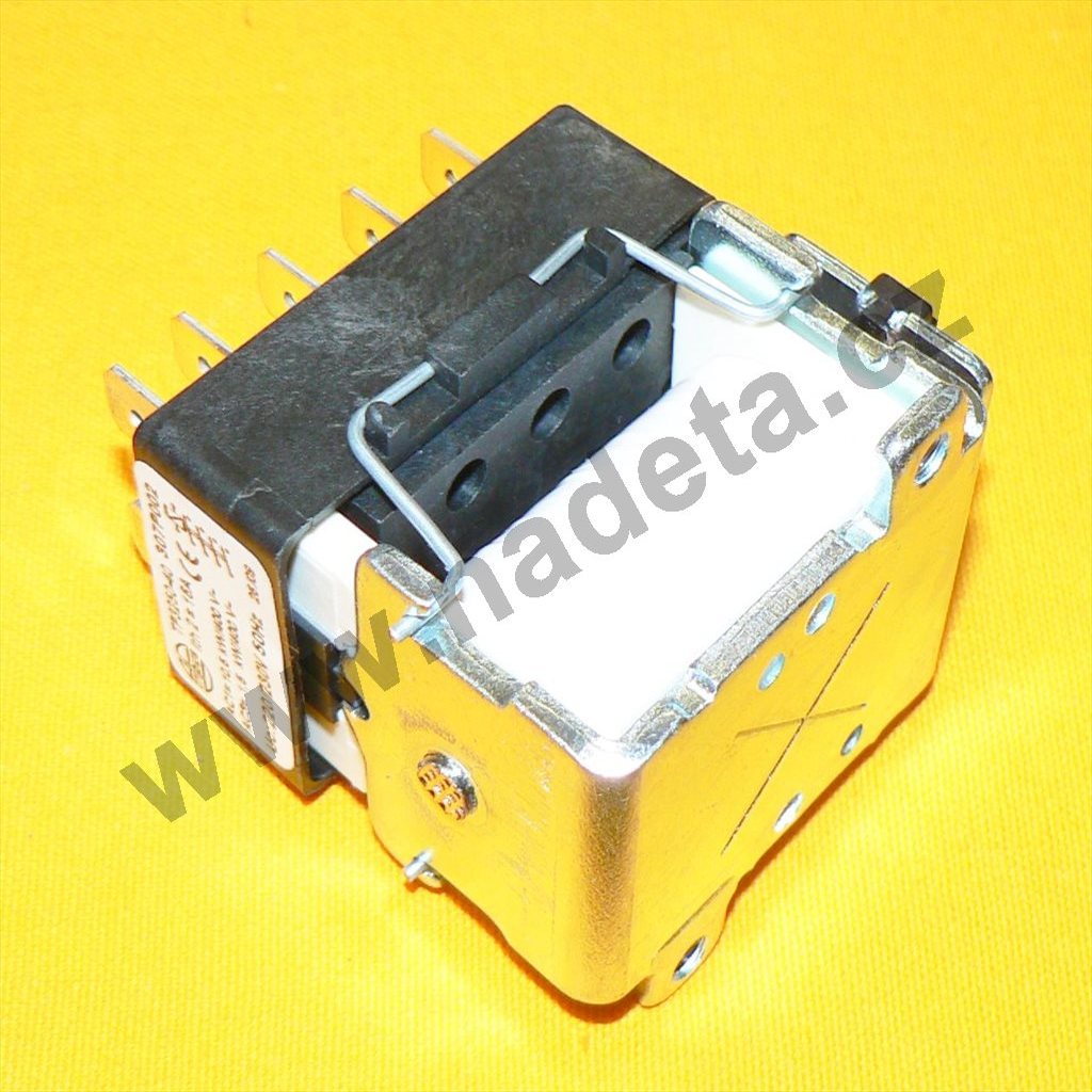 Spínací relé, bojler Tatramat EO-J, E3250-40