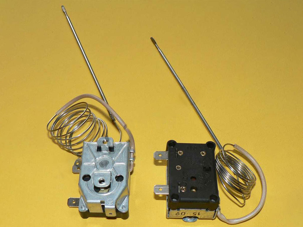 Tepelná pojistka s kapilárou vratná 220°C, pro fritézu, KNTP 8814.02