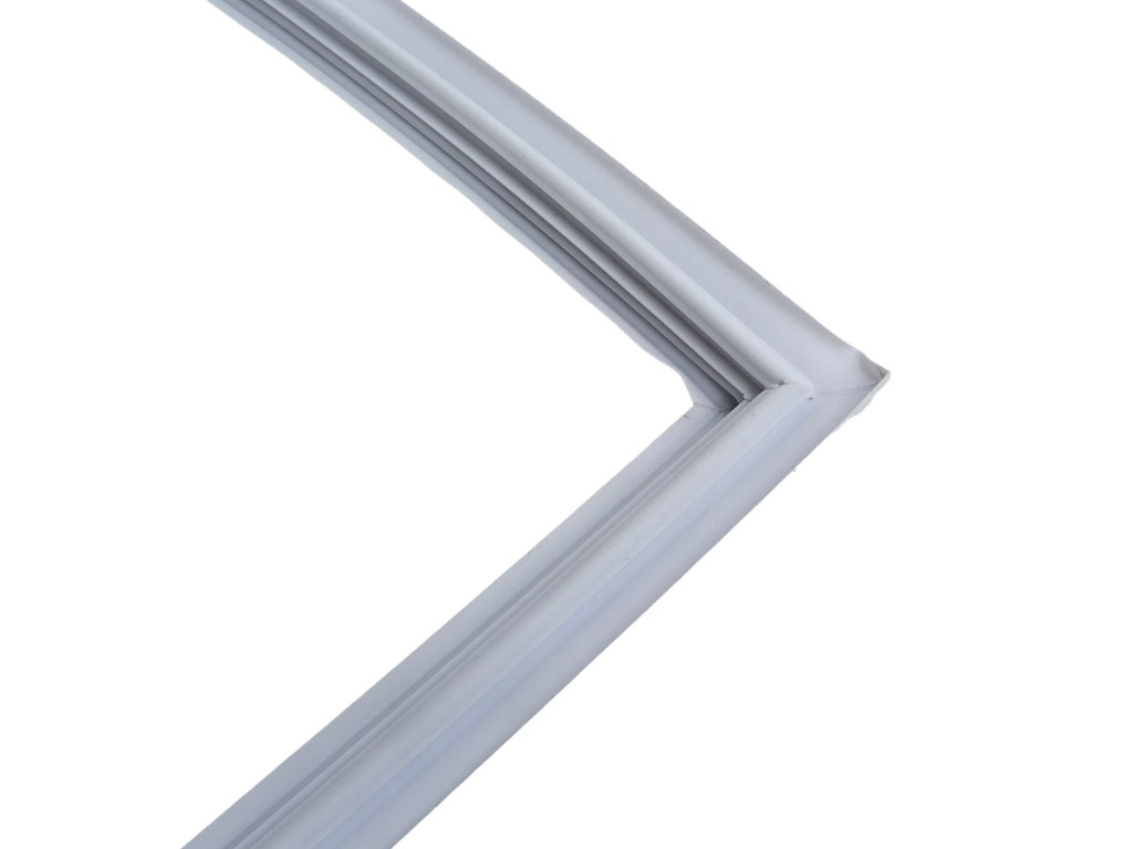 Těsnění dveří mrazničky, kombinovaná lednice Indesit 482000022846 Whirlpool