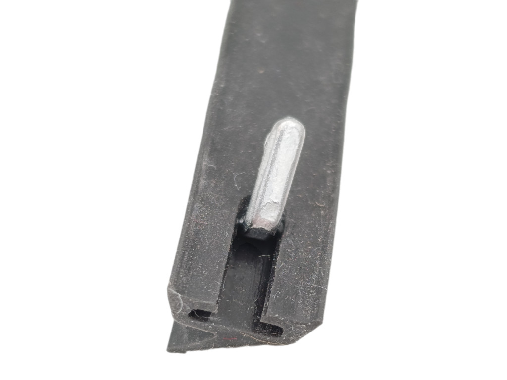 Těsnění dvířek trouby Whirlpool, 481946818109