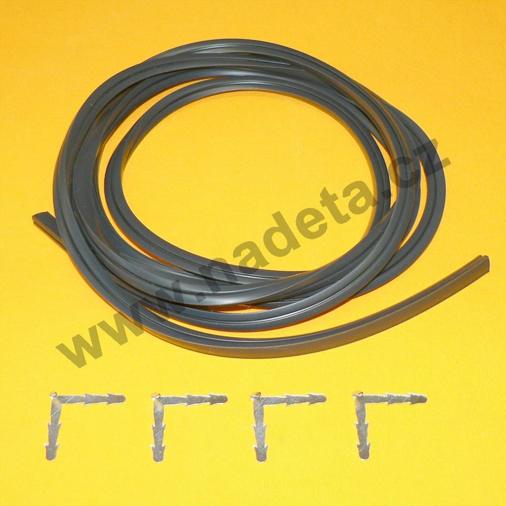 Těsnění dvířek trouby universální 2,90m + 4 rohy